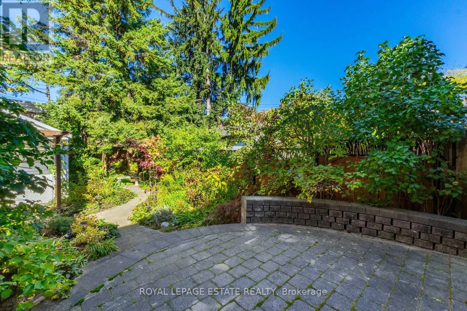 34 BRACKEN AVENUE