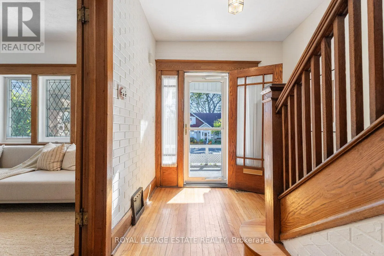 34 BRACKEN AVENUE