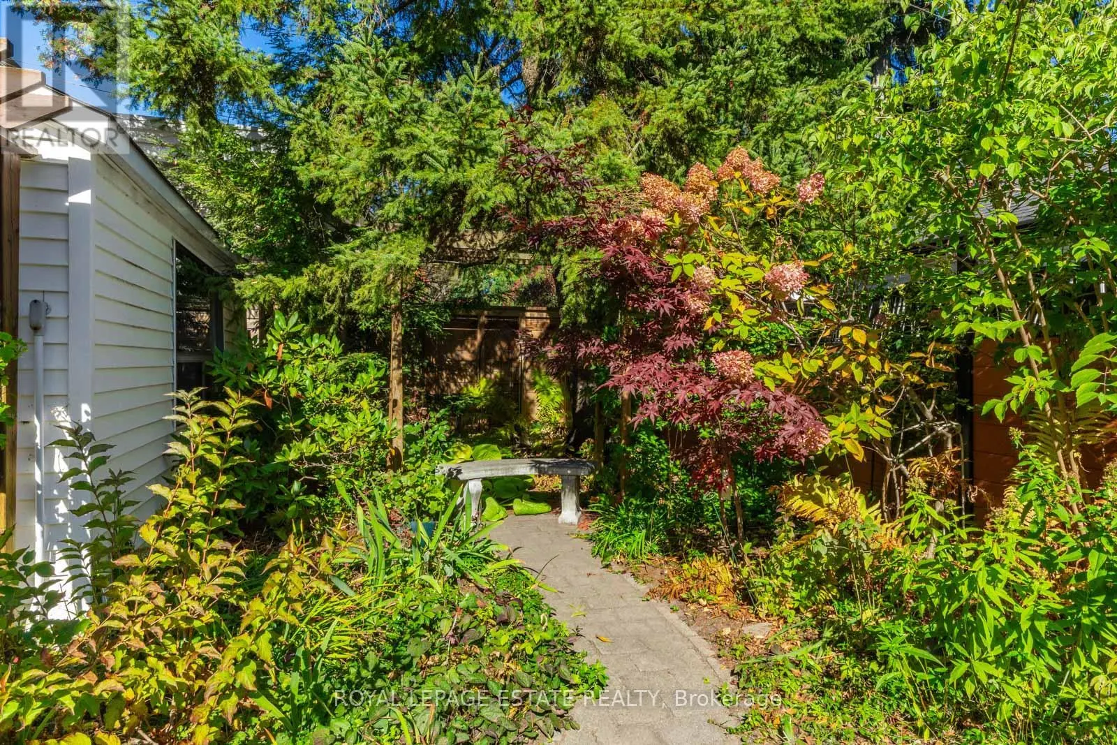 34 BRACKEN AVENUE