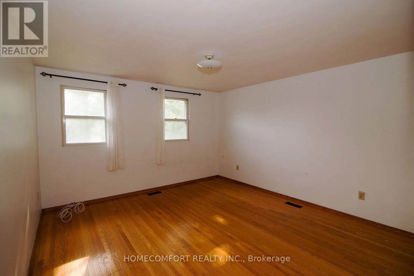 42 PINEMEADOW BOULEVARD