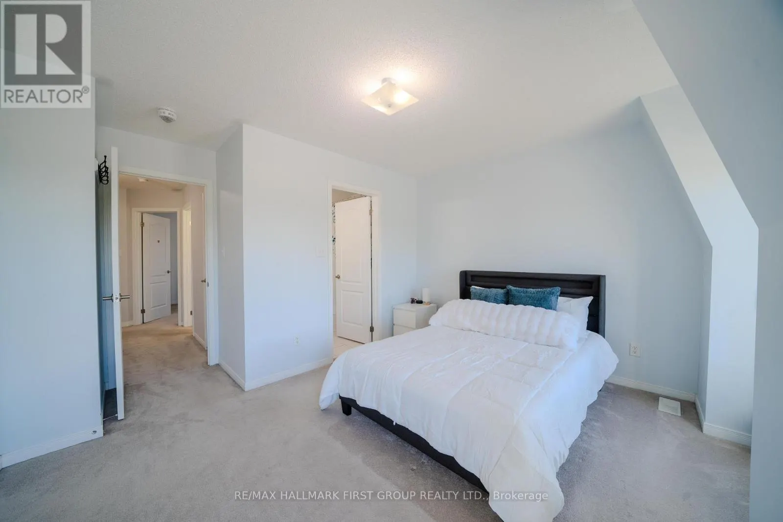 1393 SALEM ROAD N