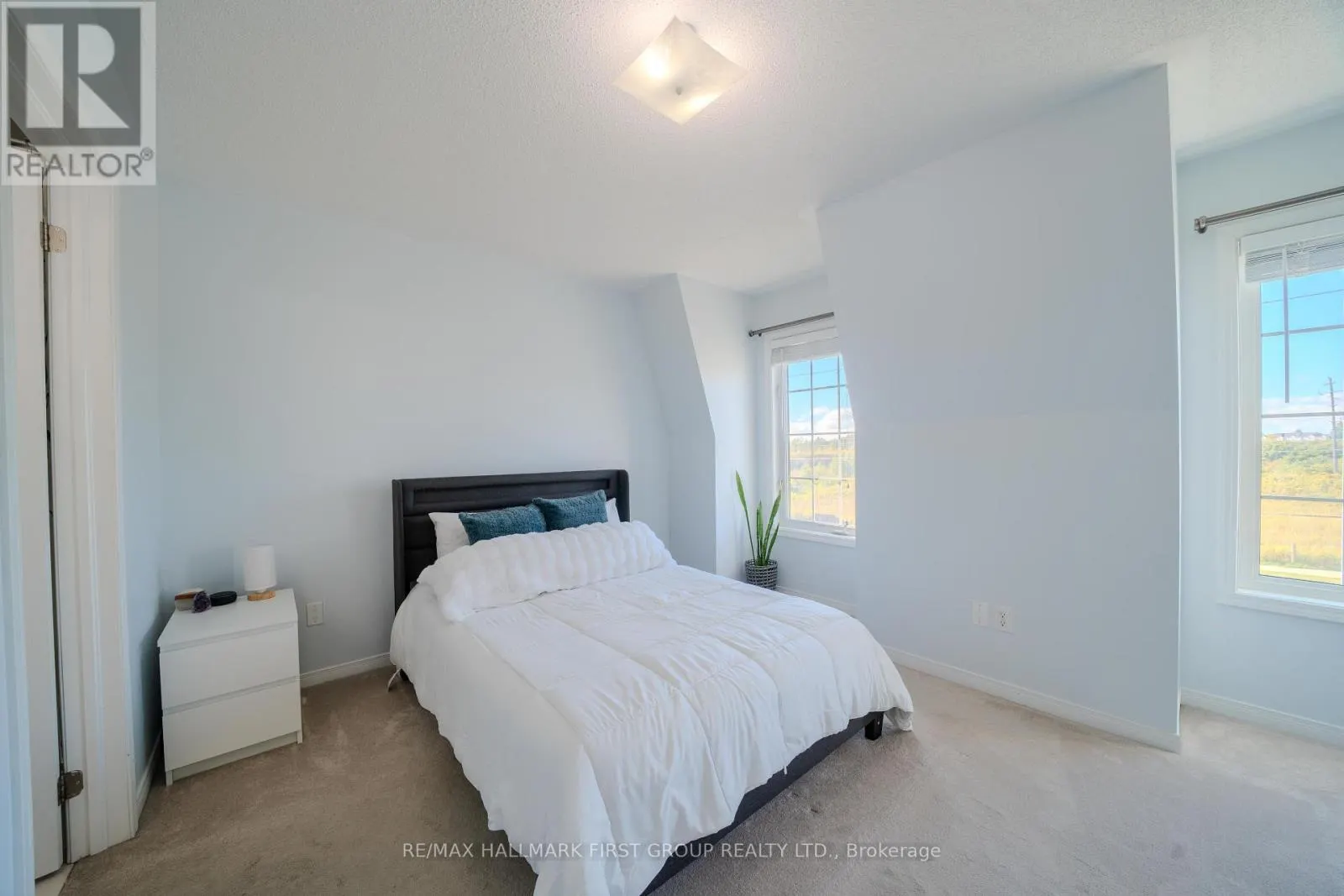 1393 SALEM ROAD N