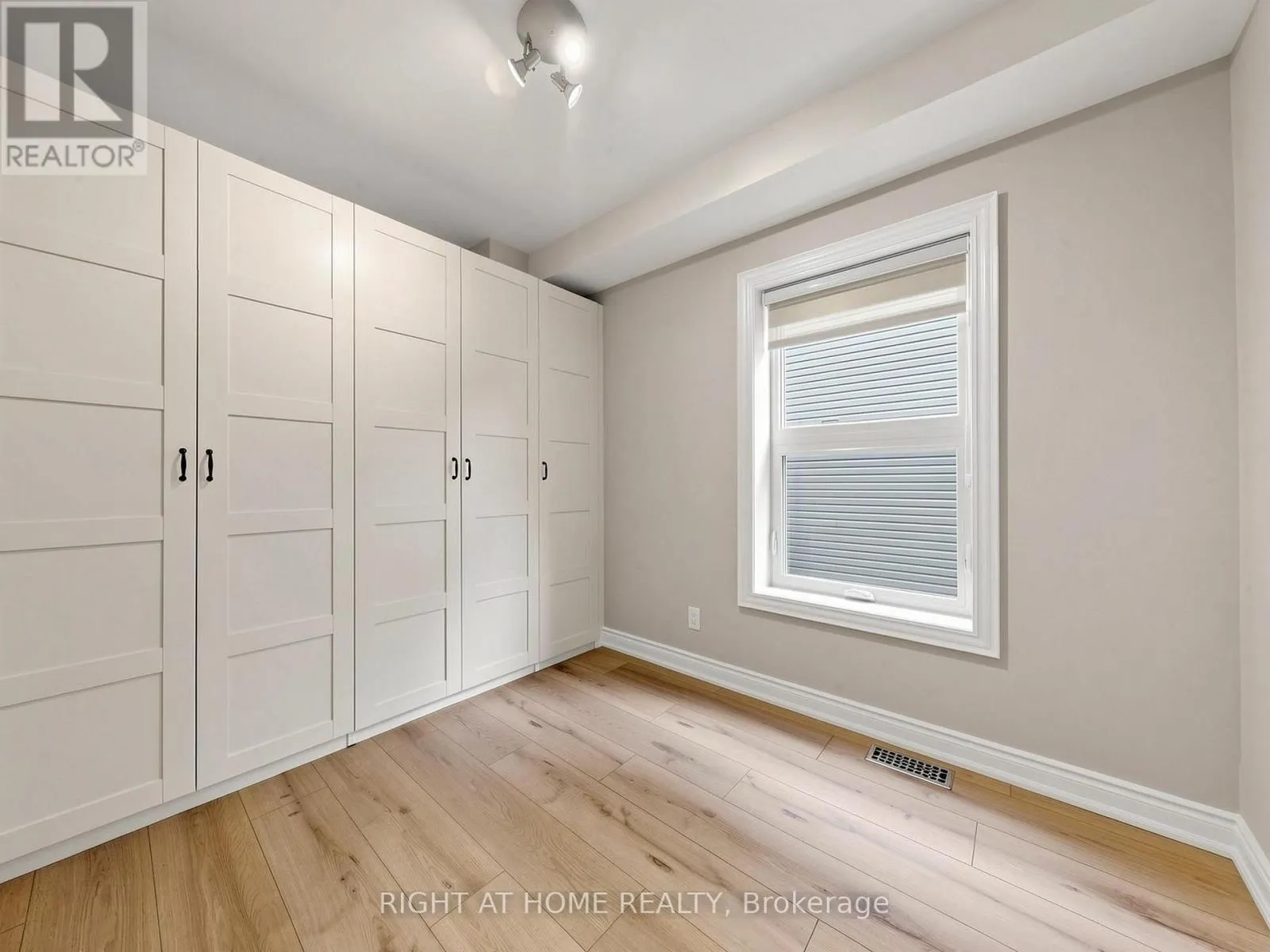 97 PARK ROAD N