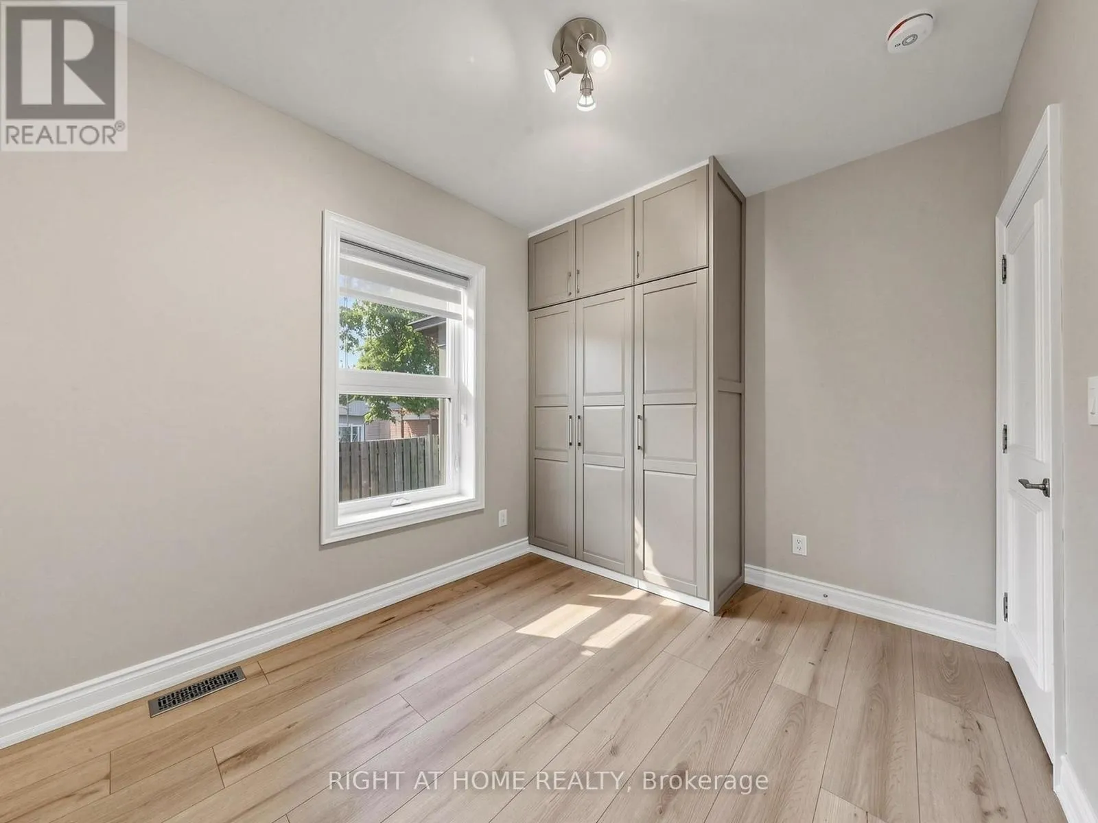 97 PARK ROAD N
