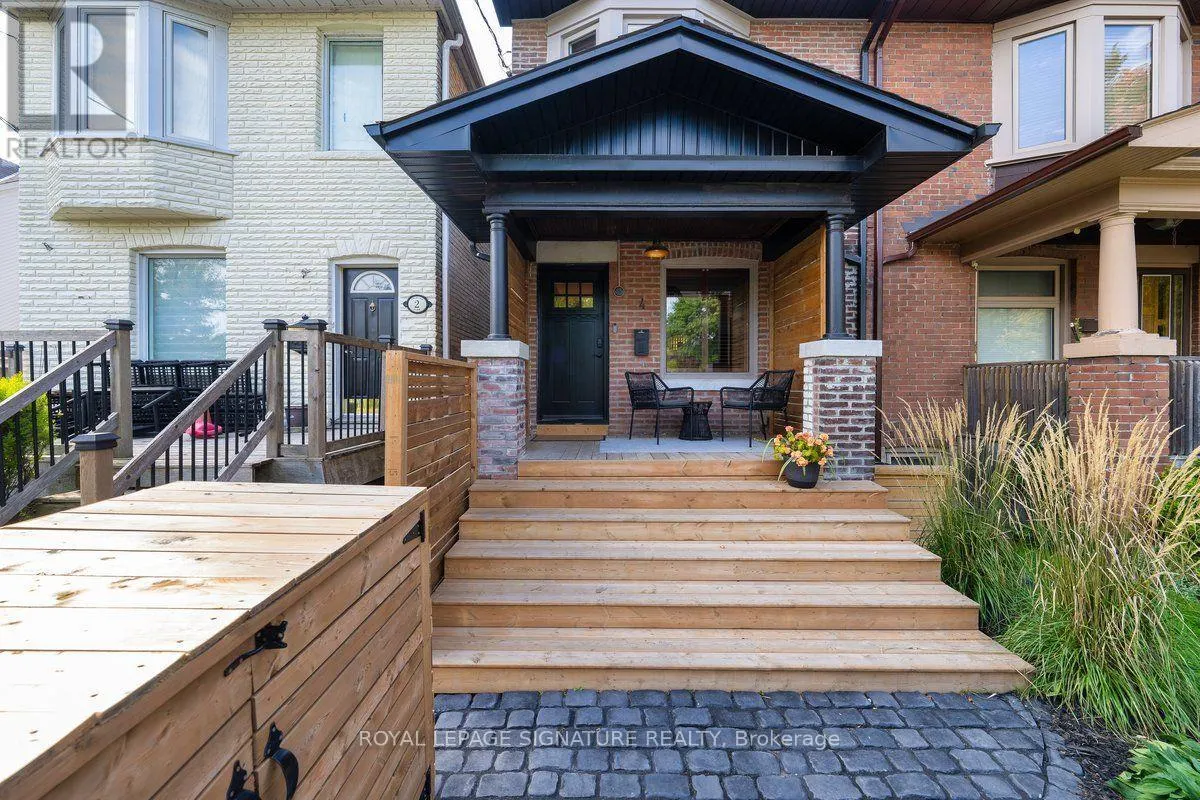 4 ORCHARD PARK BOULEVARD