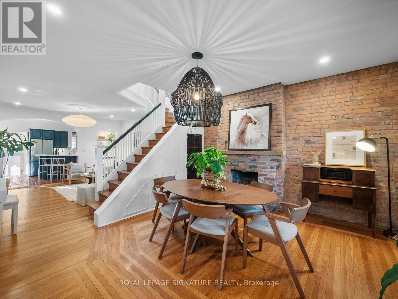4 ORCHARD PARK BOULEVARD