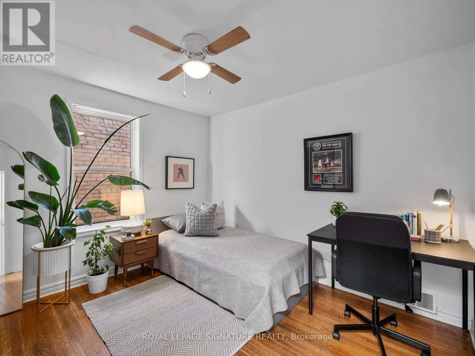 4 ORCHARD PARK BOULEVARD