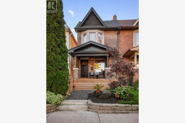 4 ORCHARD PARK BOULEVARD