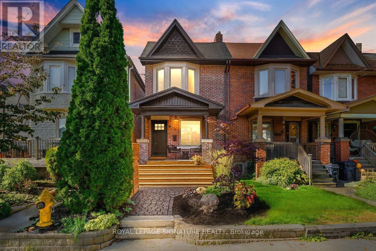 4 ORCHARD PARK BOULEVARD