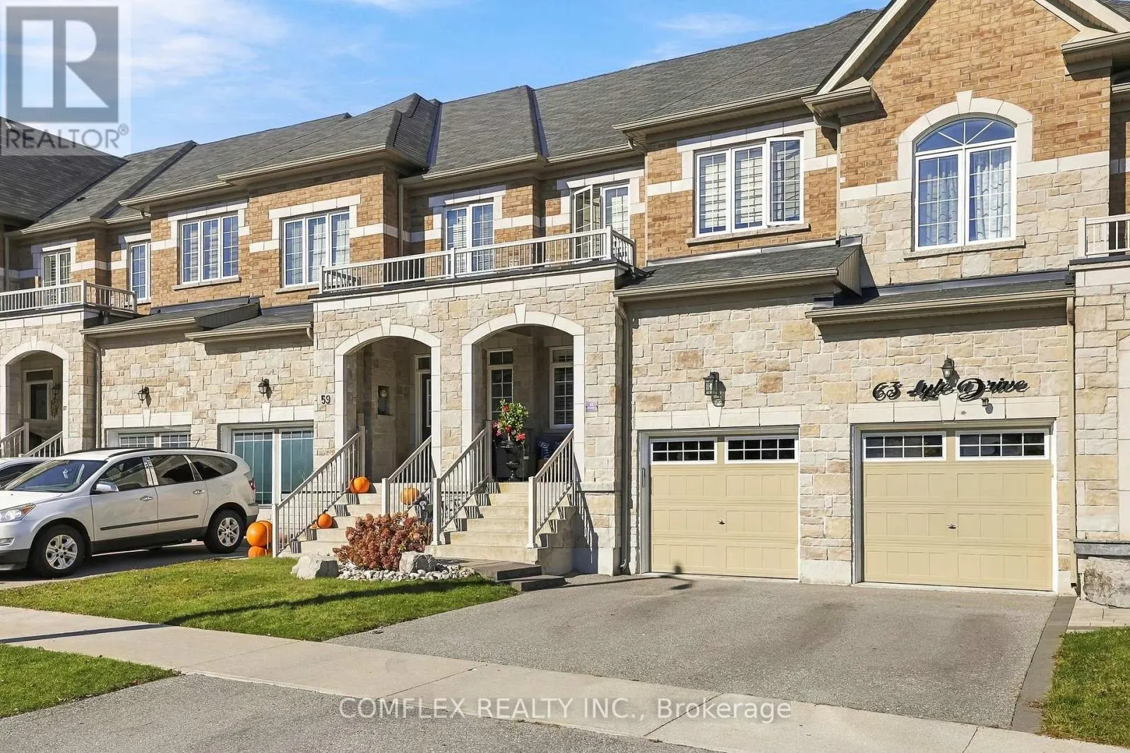 61 LYLE DRIVE