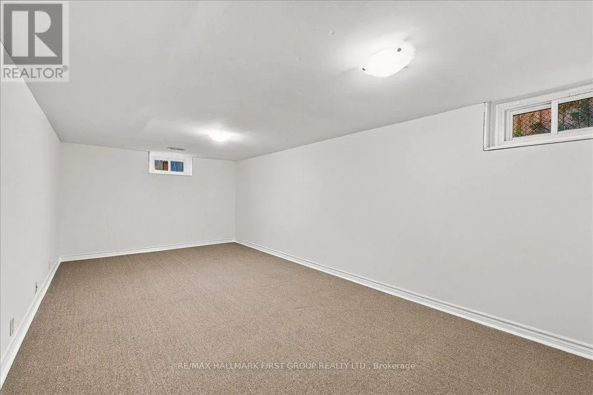 867 CHAPLEAU DRIVE