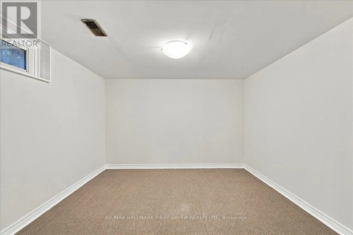 867 CHAPLEAU DRIVE