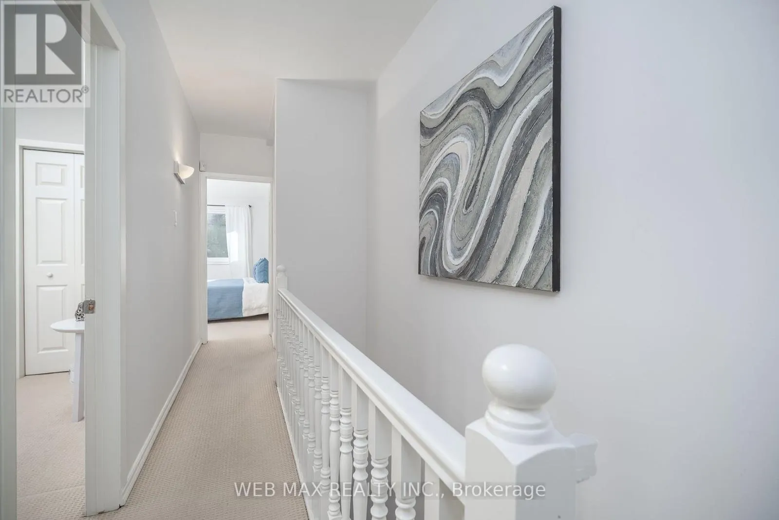 32 ALDERGROVE AVENUE
