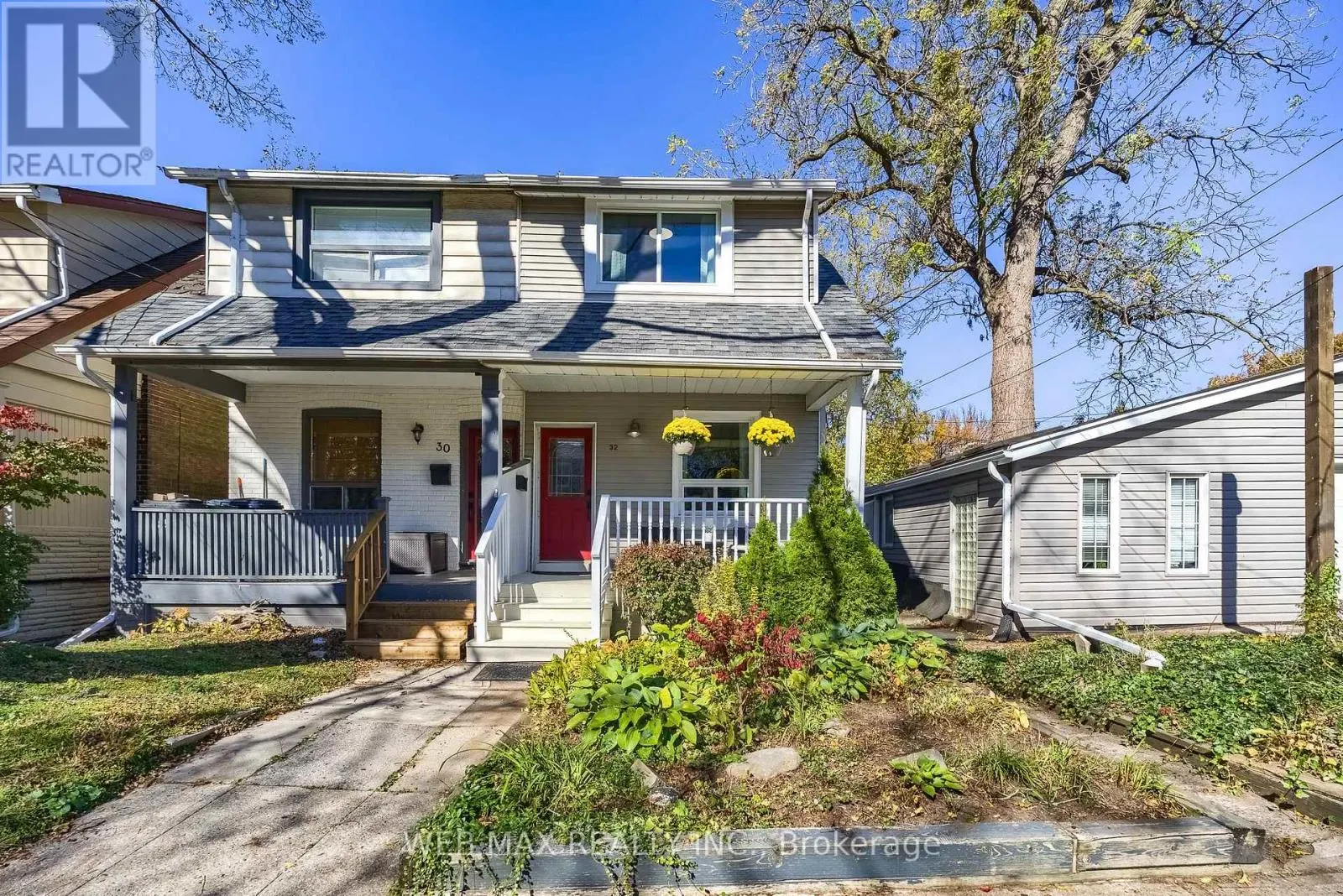 32 ALDERGROVE AVENUE