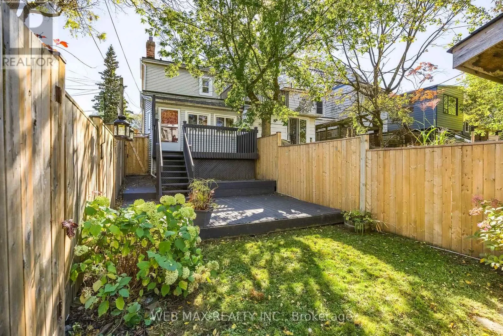 32 ALDERGROVE AVENUE