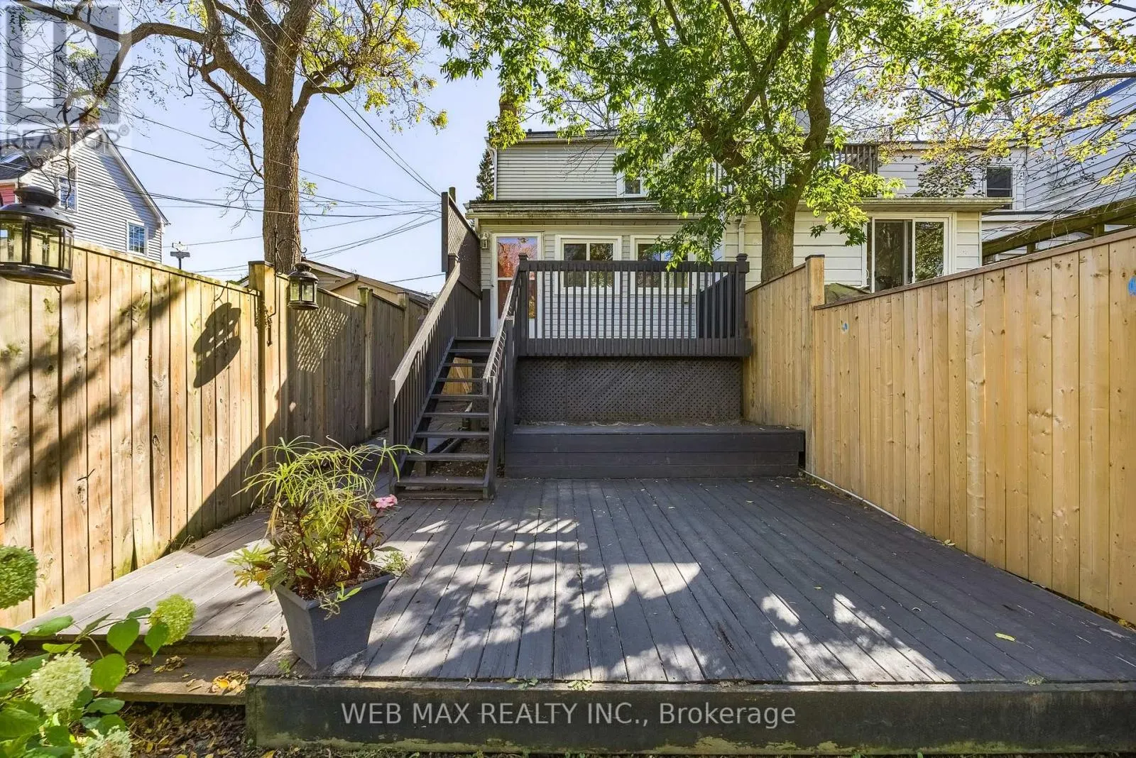 32 ALDERGROVE AVENUE