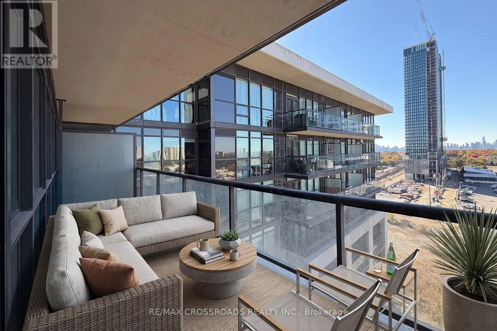 1101 - 8 TRENT AVENUE