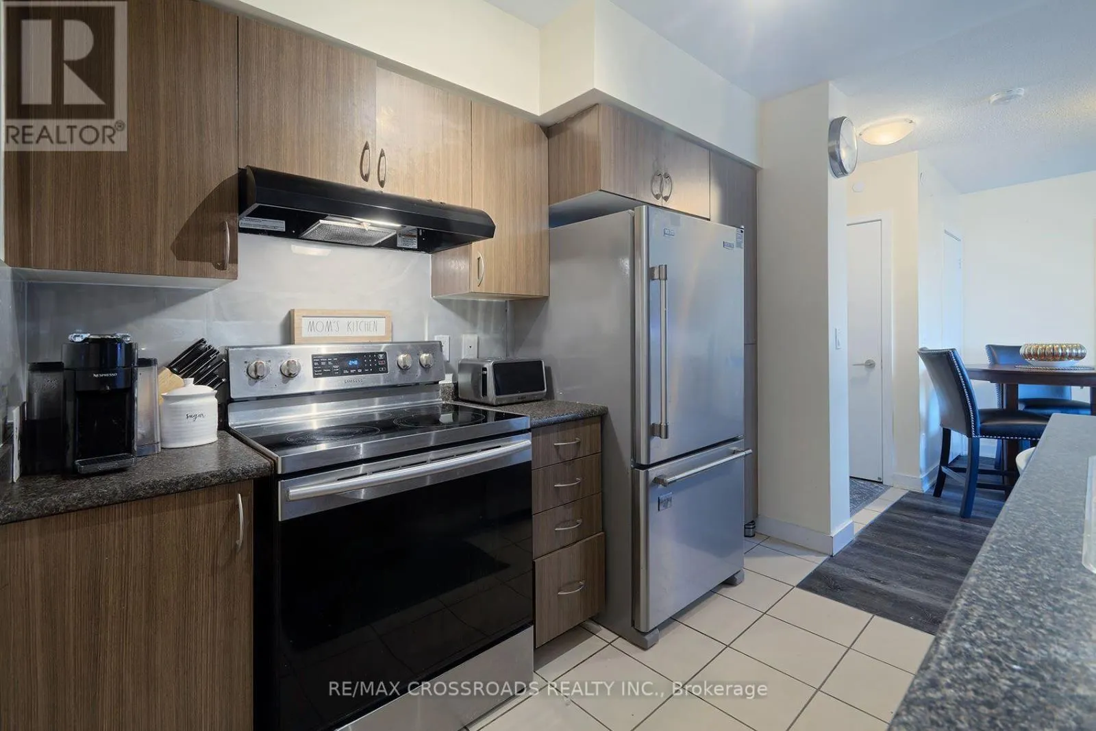 1101 - 8 TRENT AVENUE