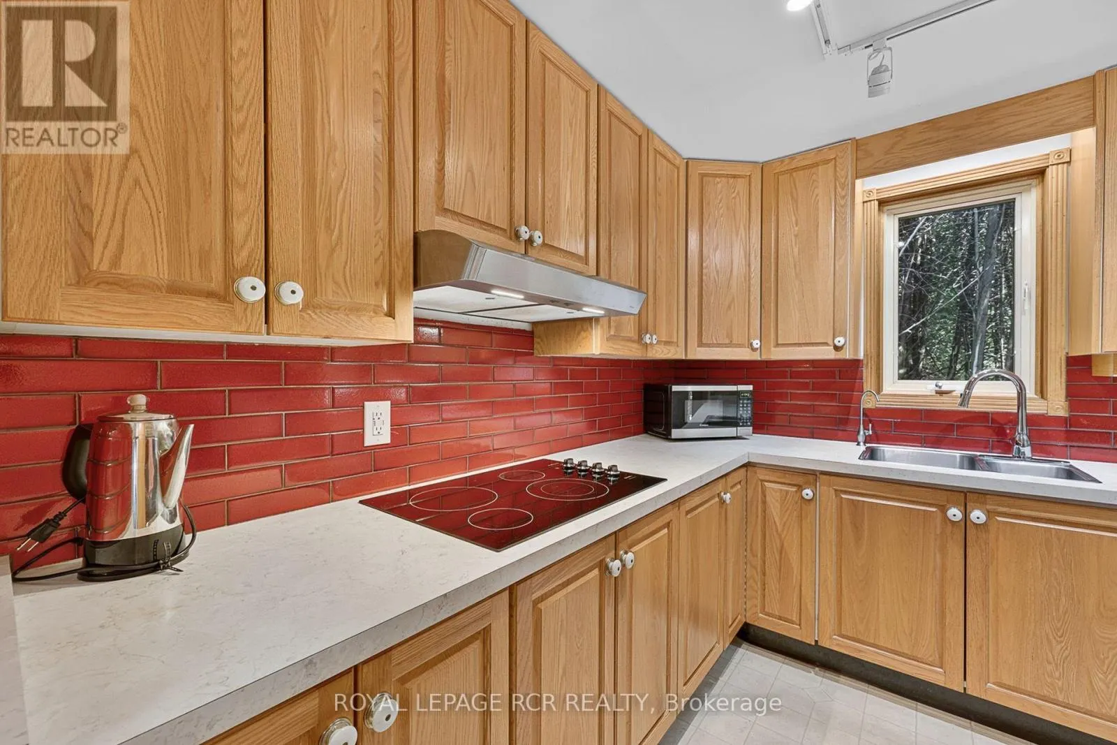 502 TOWNLINE ROAD