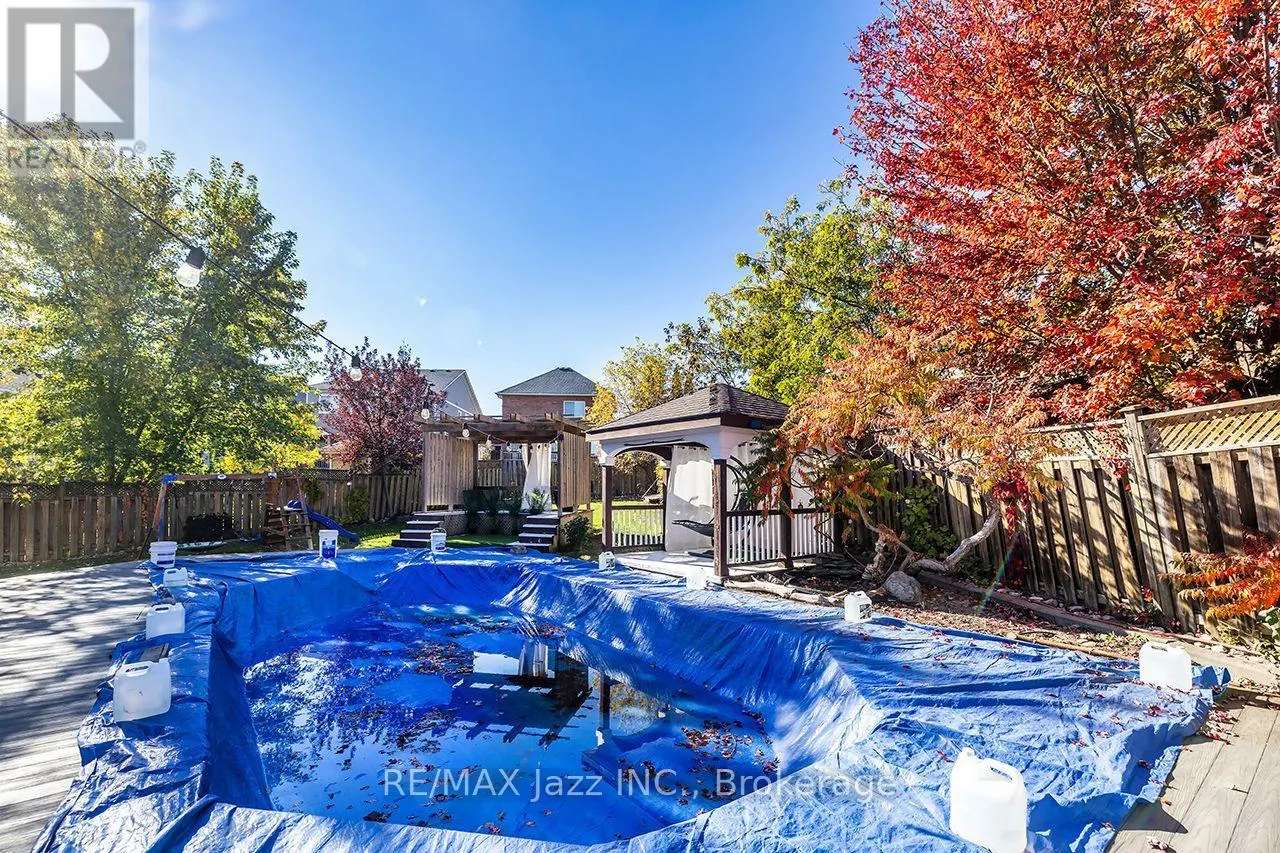 1296 RAVENCLIFFE COURT