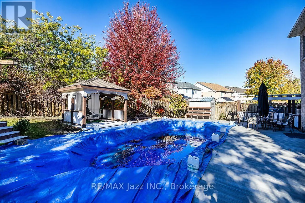 1296 RAVENCLIFFE COURT