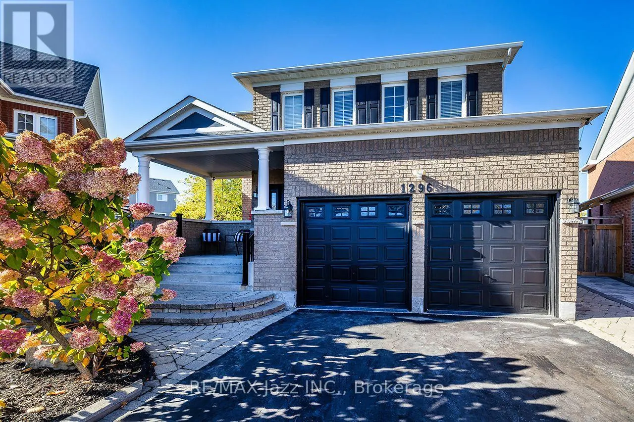 1296 RAVENCLIFFE COURT