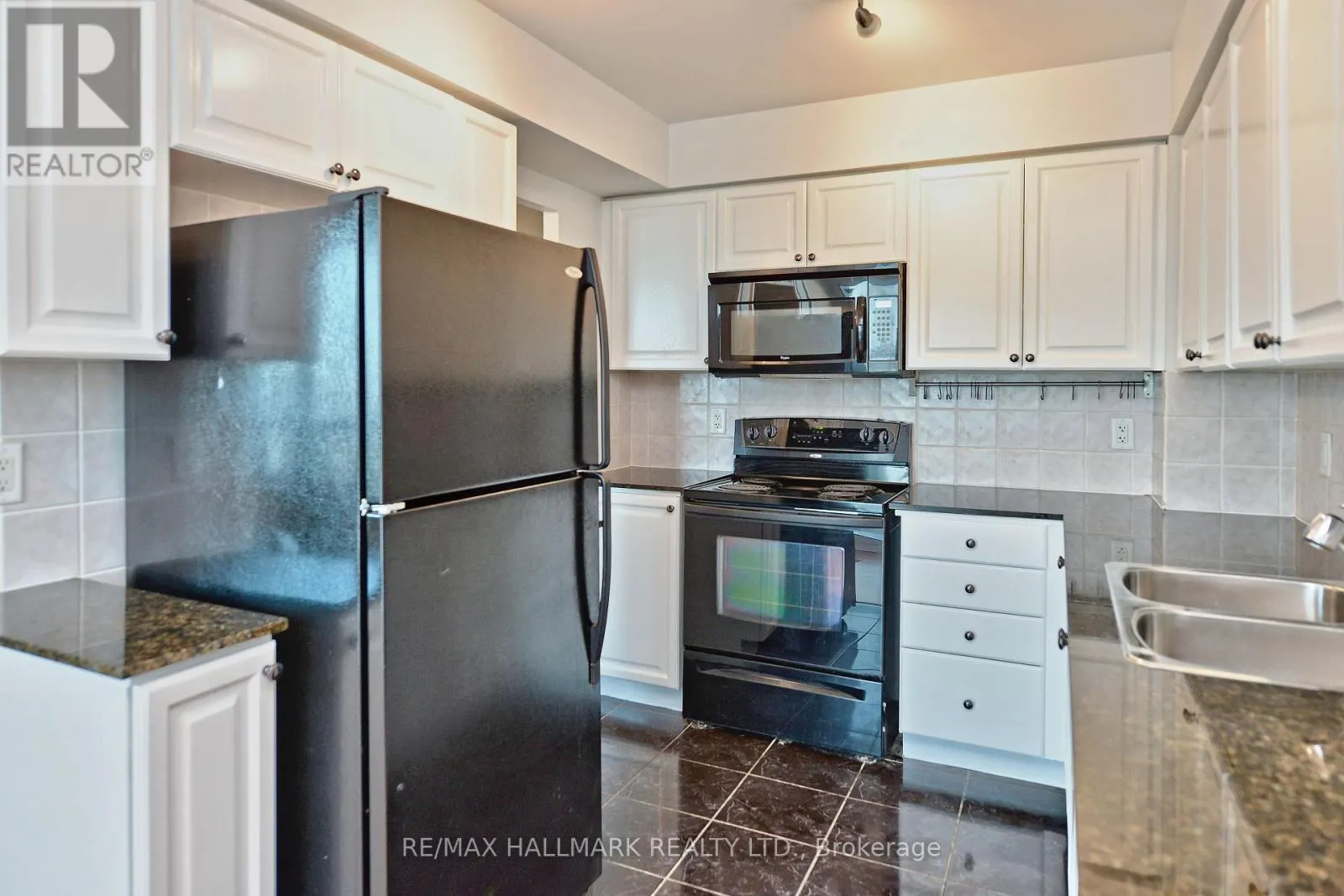 2115 - 83 BOROUGH DRIVE