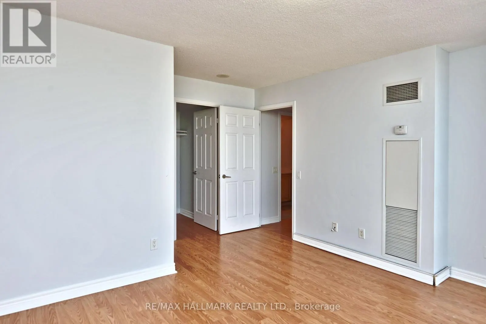 2115 - 83 BOROUGH DRIVE
