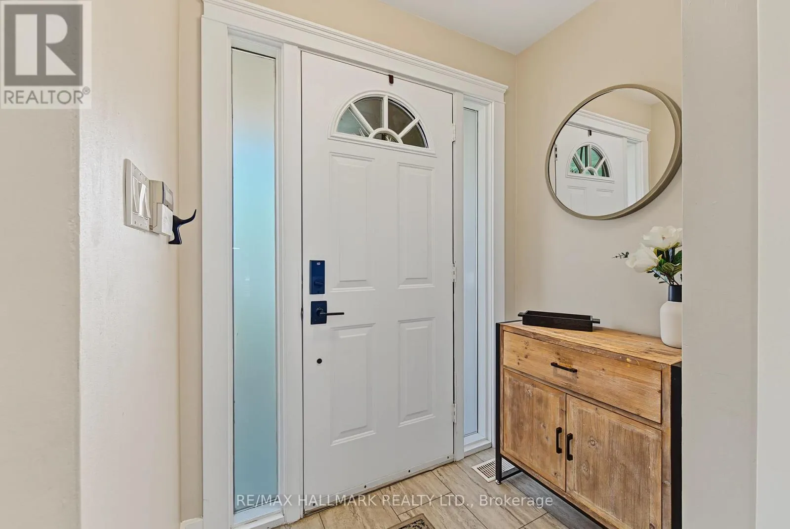 242 BEECHGROVE DRIVE