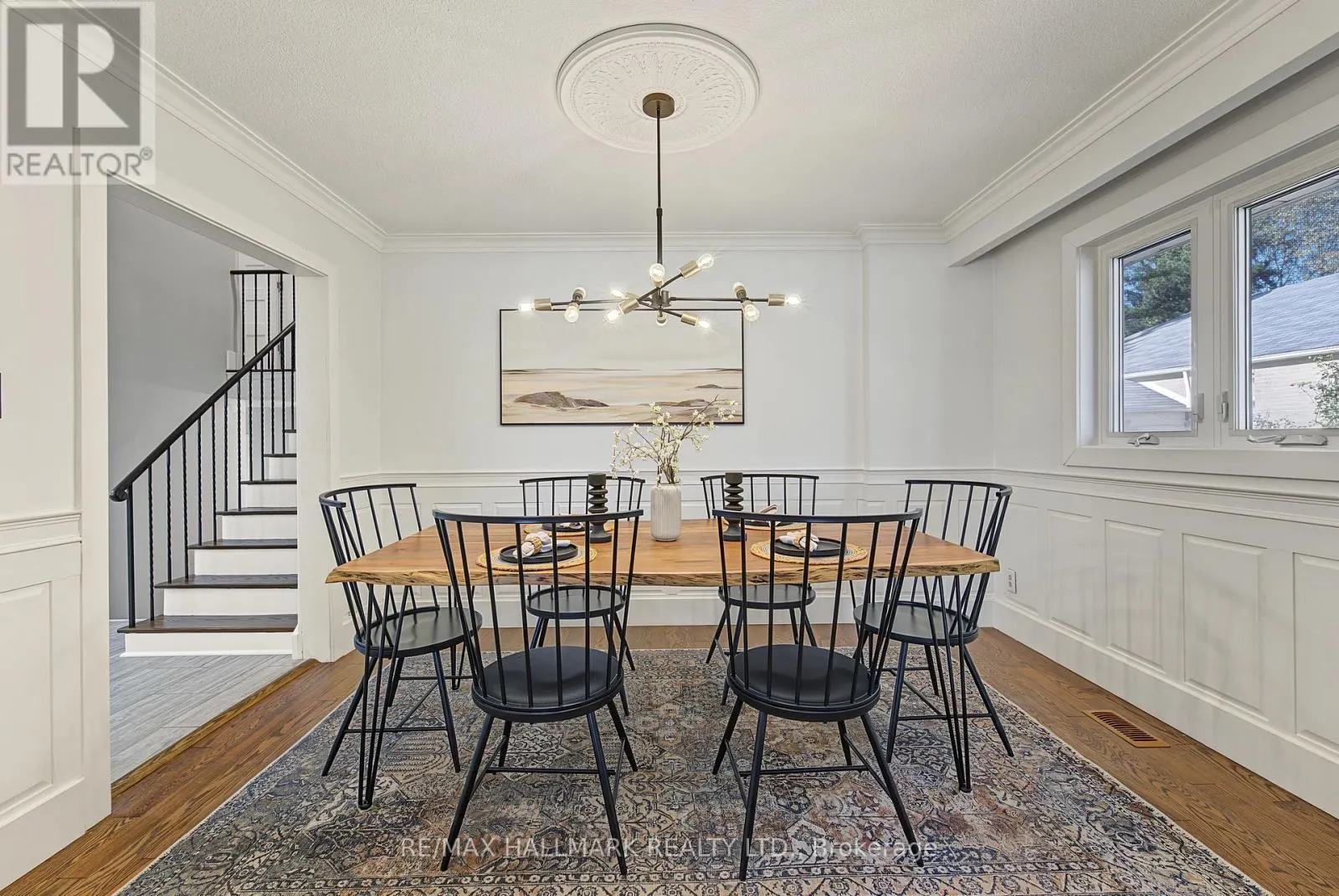 242 BEECHGROVE DRIVE