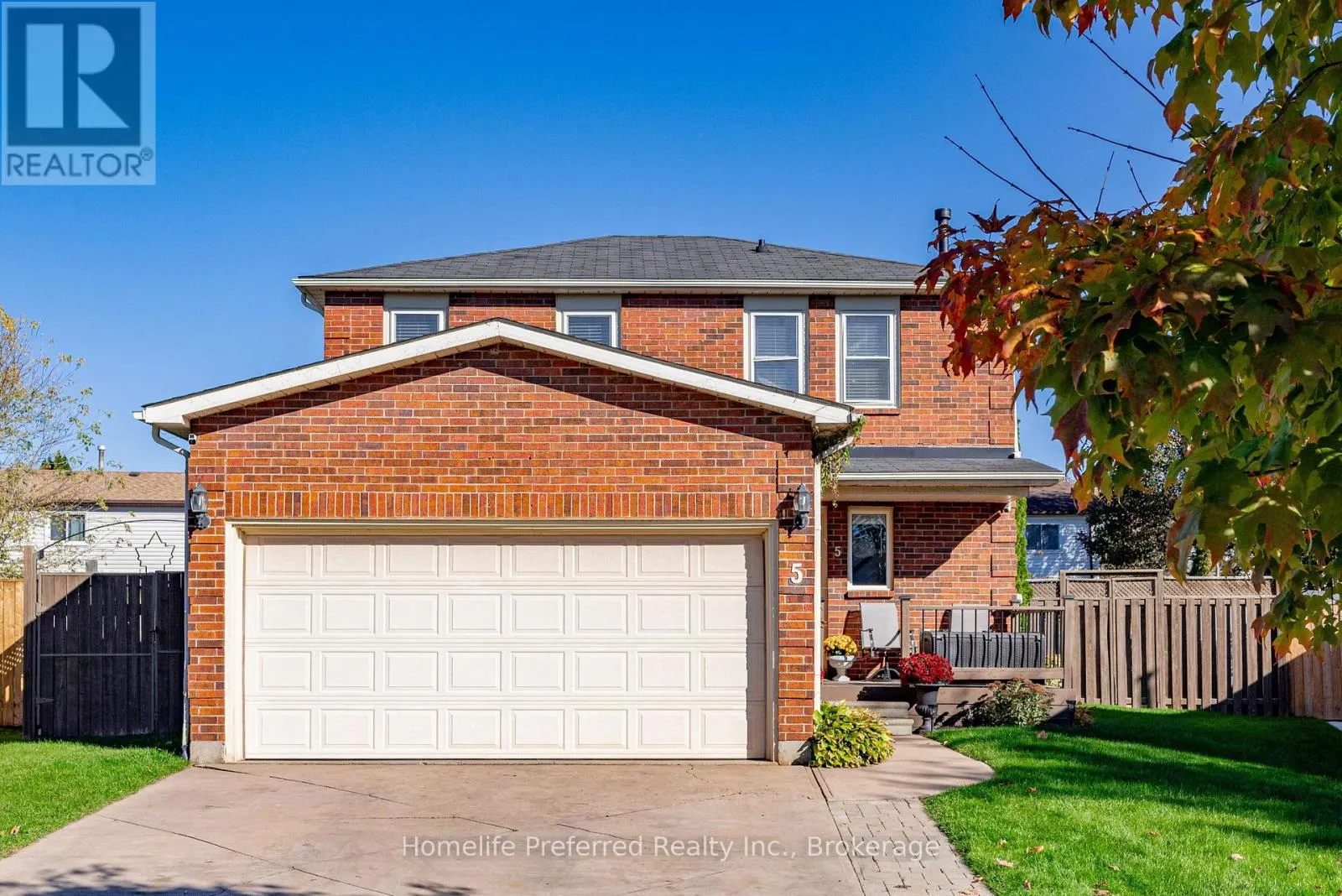 5 SOUCH COURT
