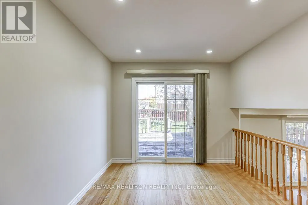2 LITTLELEAF DRIVE