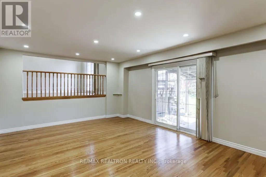 2 LITTLELEAF DRIVE