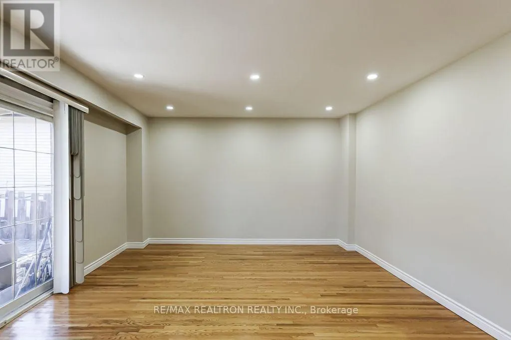 2 LITTLELEAF DRIVE