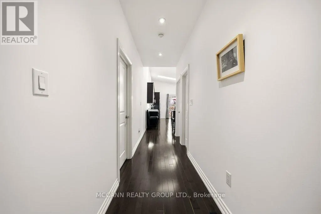124 SCARBORO CRESCENT