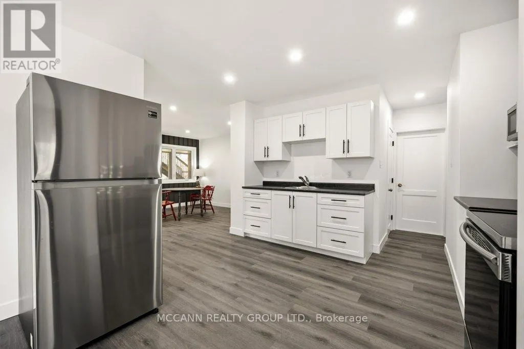 124 SCARBORO CRESCENT