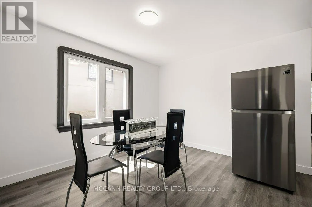 124 SCARBORO CRESCENT