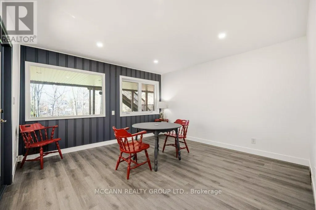 124 SCARBORO CRESCENT