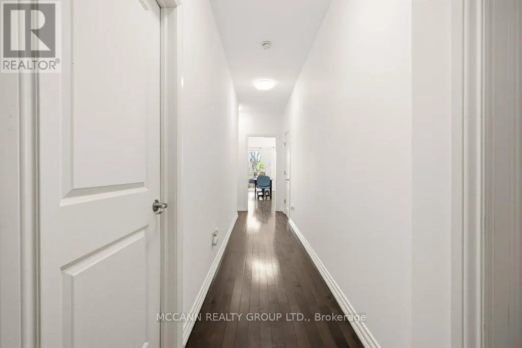 124 SCARBORO CRESCENT