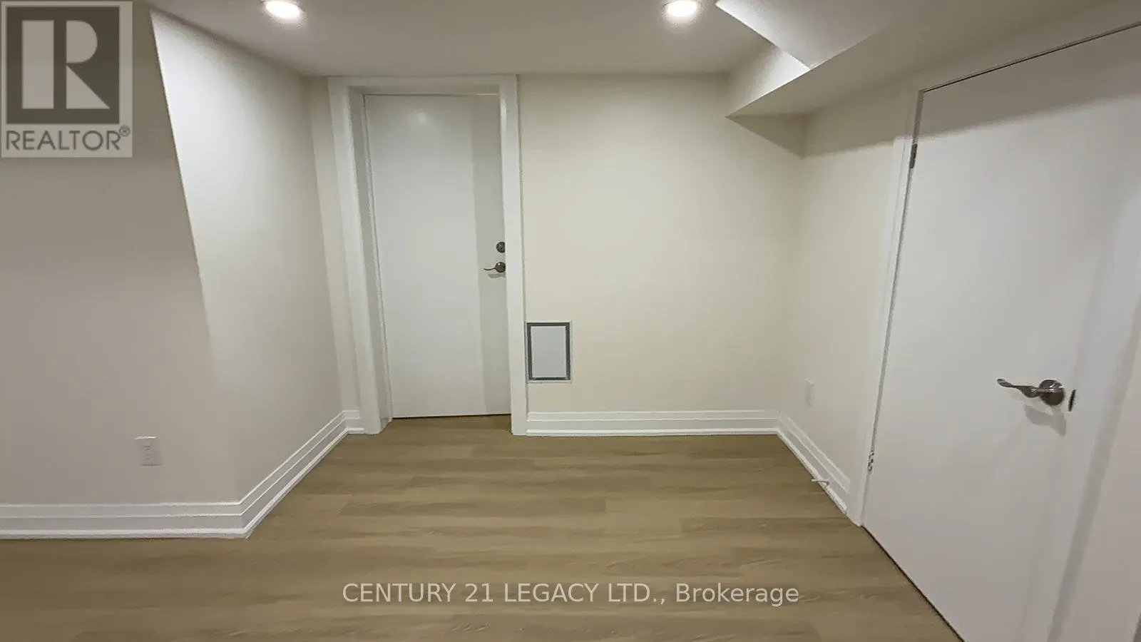 LOWER - 935 CATSKILL DRIVE