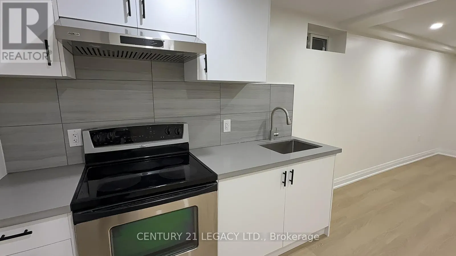 LOWER - 935 CATSKILL DRIVE