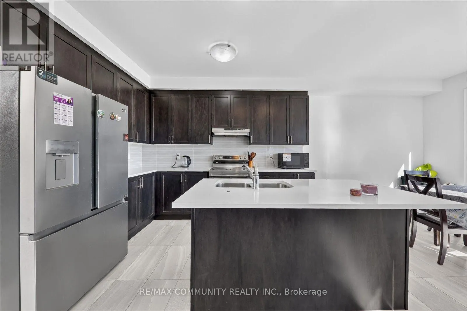 19 ROGERSON STREET