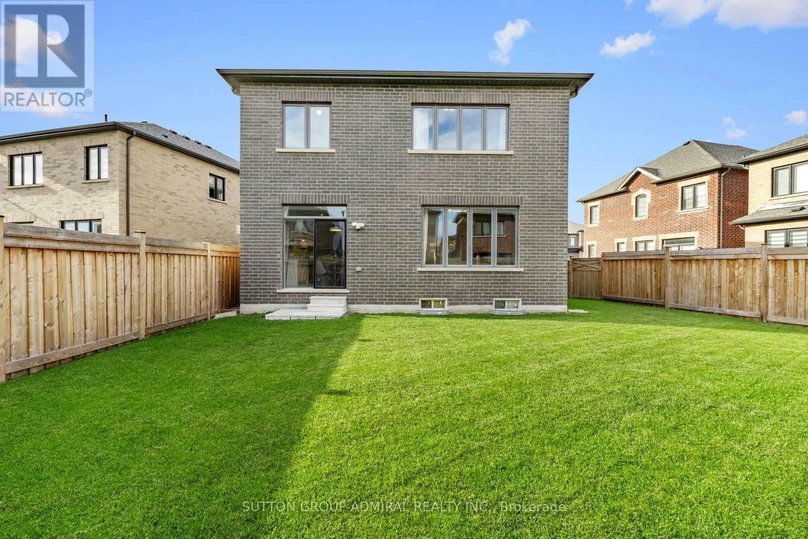 7 PRIORY DRIVE