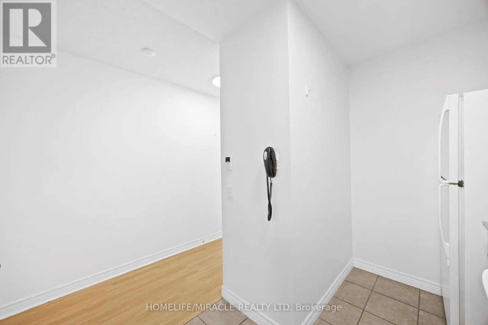 410 - 83 BOROUGH DRIVE