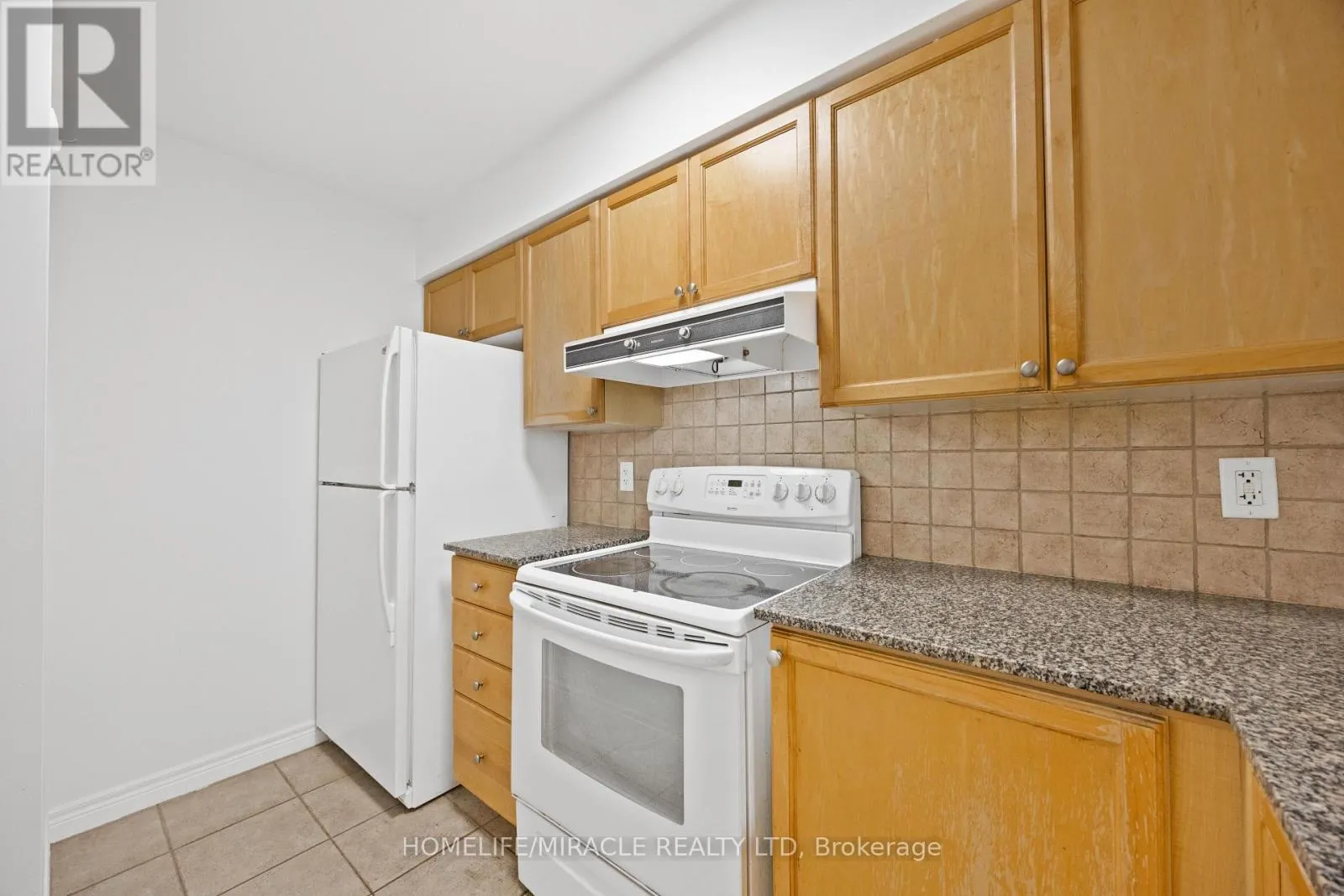 410 - 83 BOROUGH DRIVE