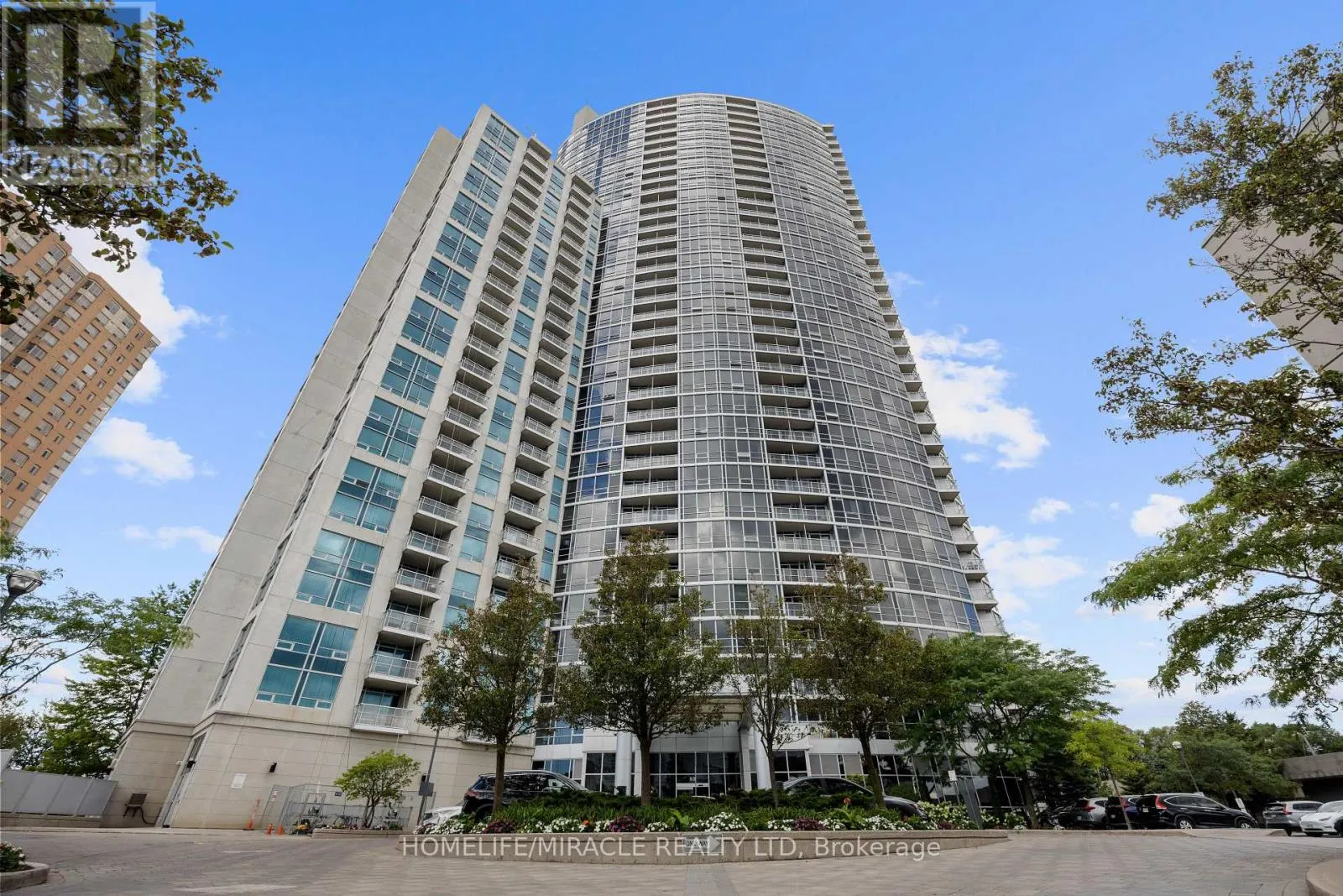 410 - 83 BOROUGH DRIVE