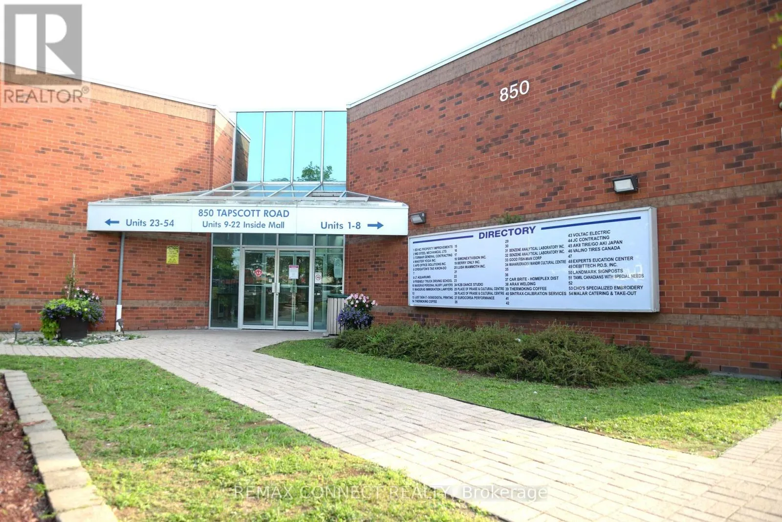 18 - 850 TAPSCOTT ROAD