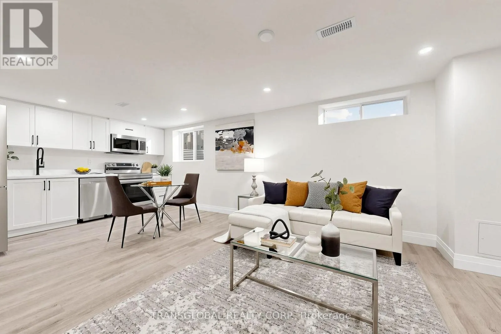 10 ANTICOSTI DRIVE