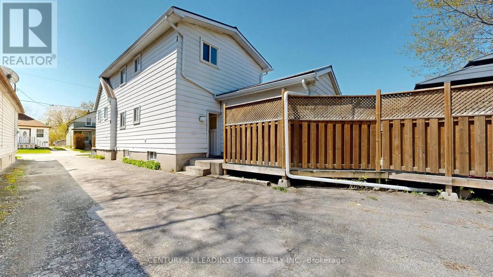 751 GIFFORD STREET
