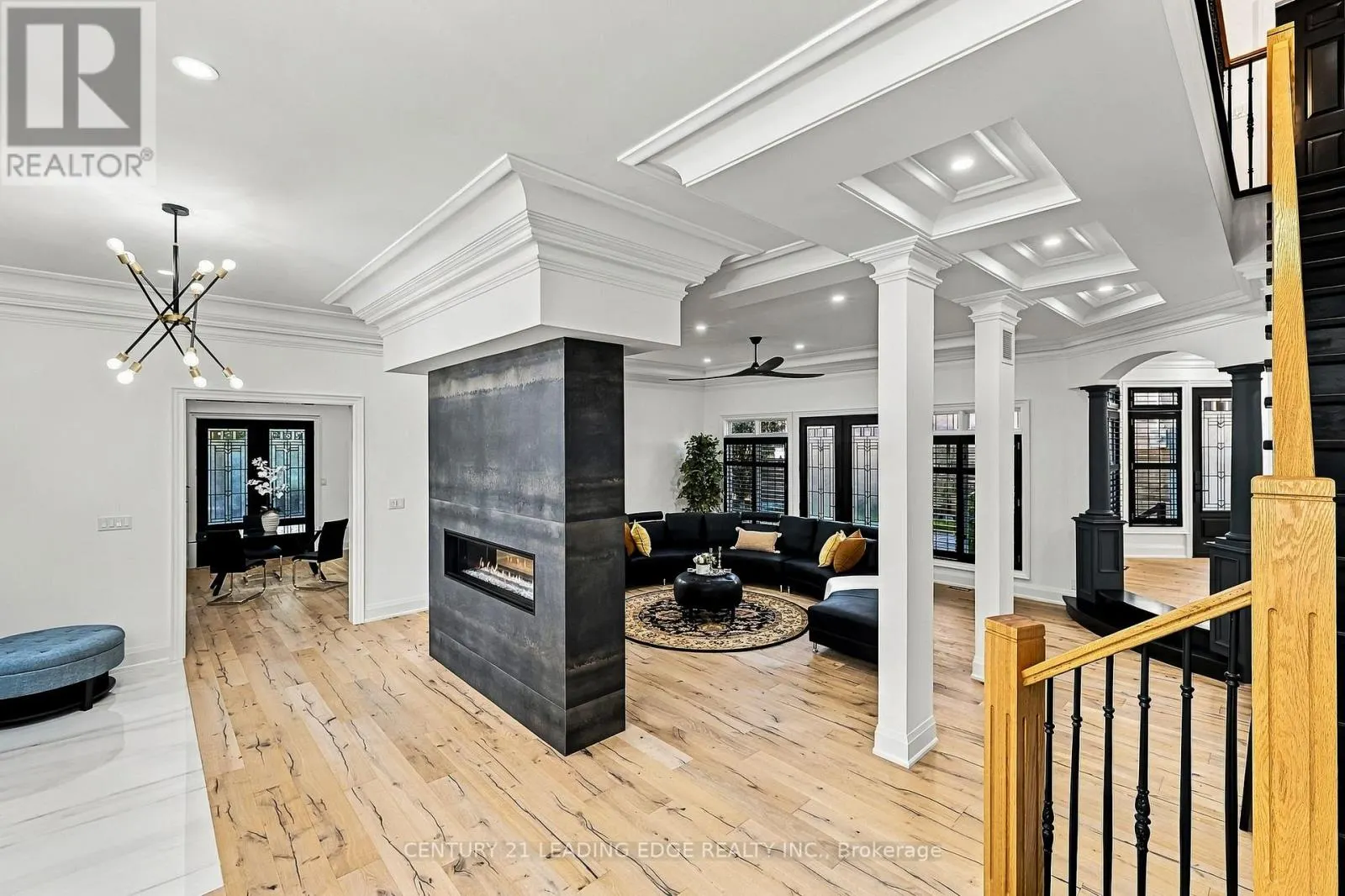 134 FRONT STREET E